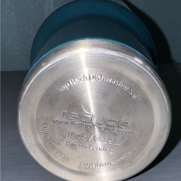 New Reduce® Cold1™ 30 oz. Tumbler with Lid in Teal Blue Tumbler 30 oz - Picture 5 of 10